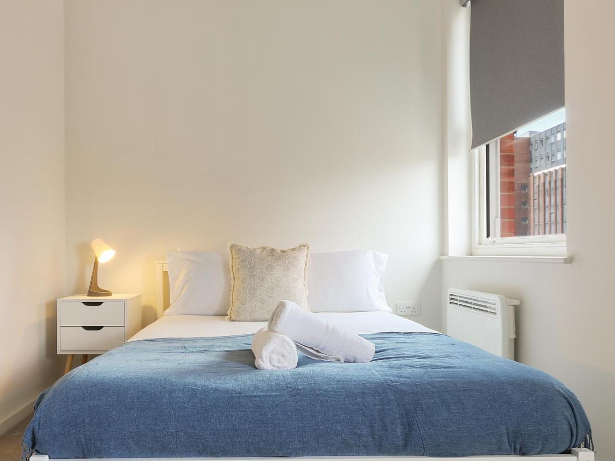 Modern 2-Bed Apartment, Free Parking, City Centre, Netflix & Pet Friendly - Hosted By Stay Host Save Sheffield Luaran gambar
