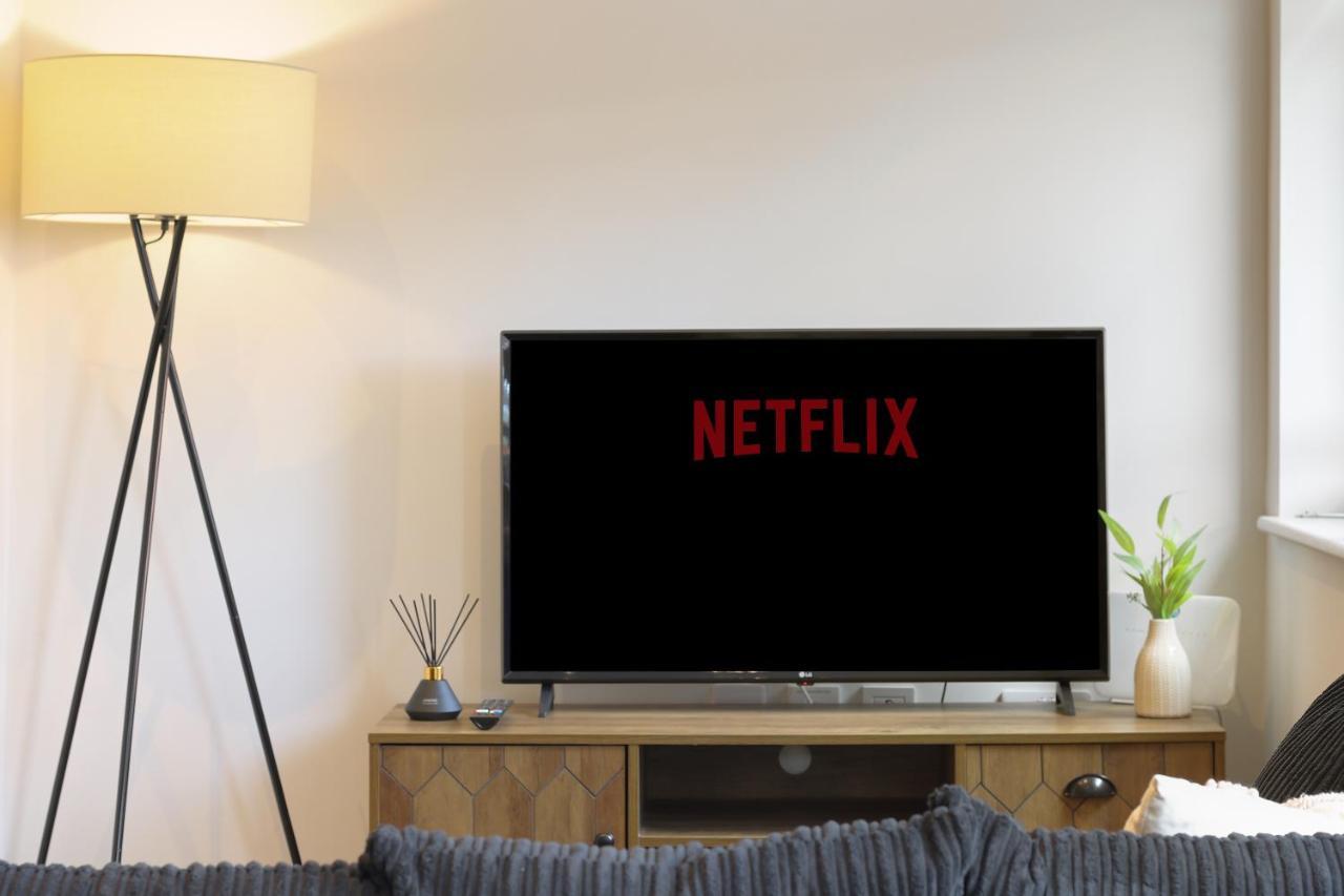 Modern 2-Bed Apartment, Free Parking, City Centre, Netflix & Pet Friendly - Hosted By Stay Host Save Sheffield Luaran gambar