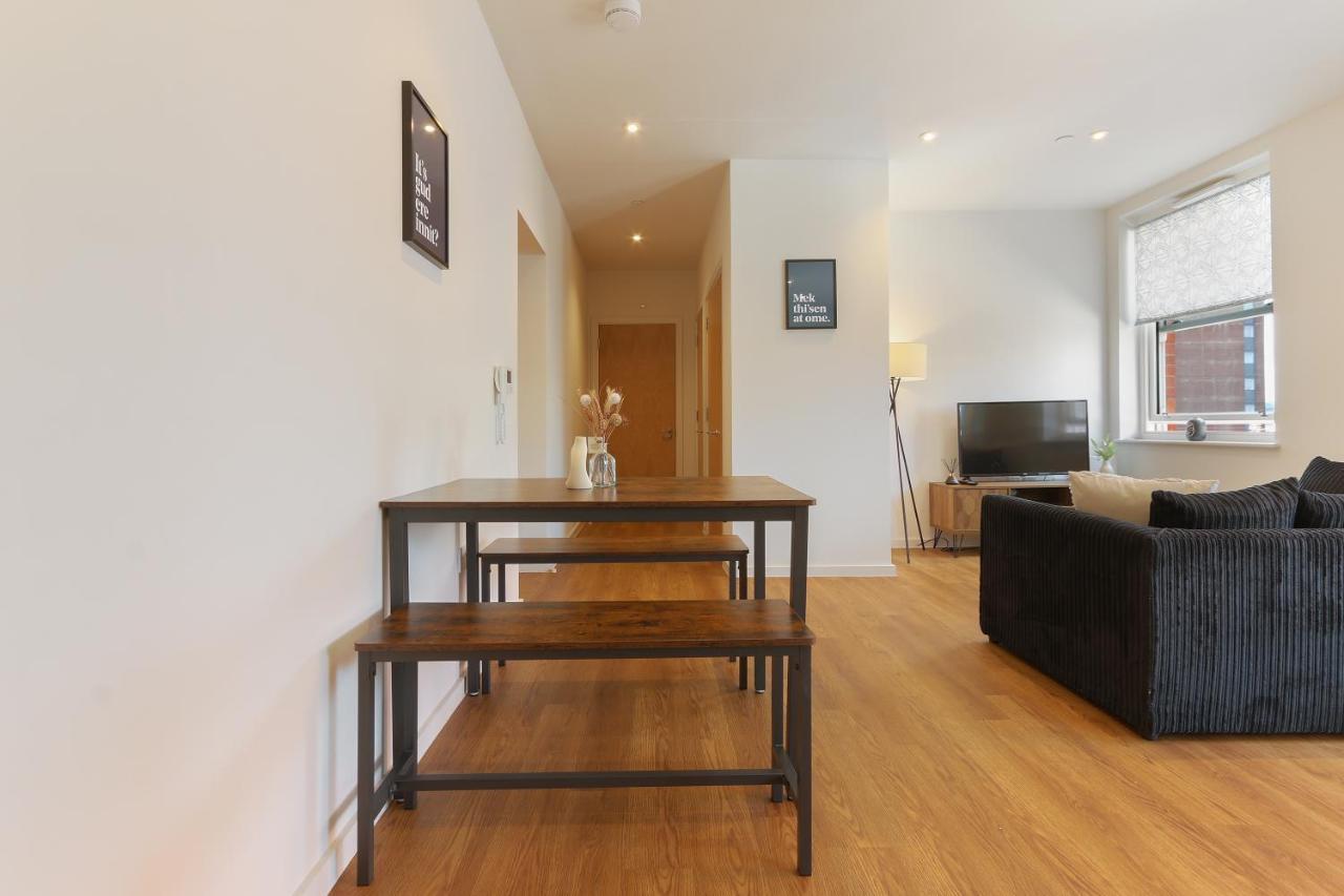 Modern 2-Bed Apartment, Free Parking, City Centre, Netflix & Pet Friendly - Hosted By Stay Host Save Sheffield Luaran gambar