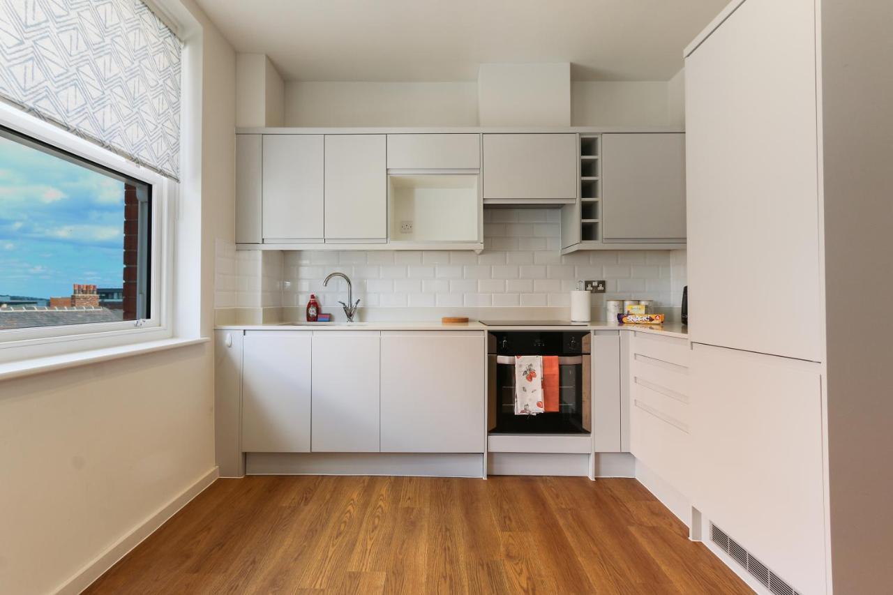 Modern 2-Bed Apartment, Free Parking, City Centre, Netflix & Pet Friendly - Hosted By Stay Host Save Sheffield Luaran gambar